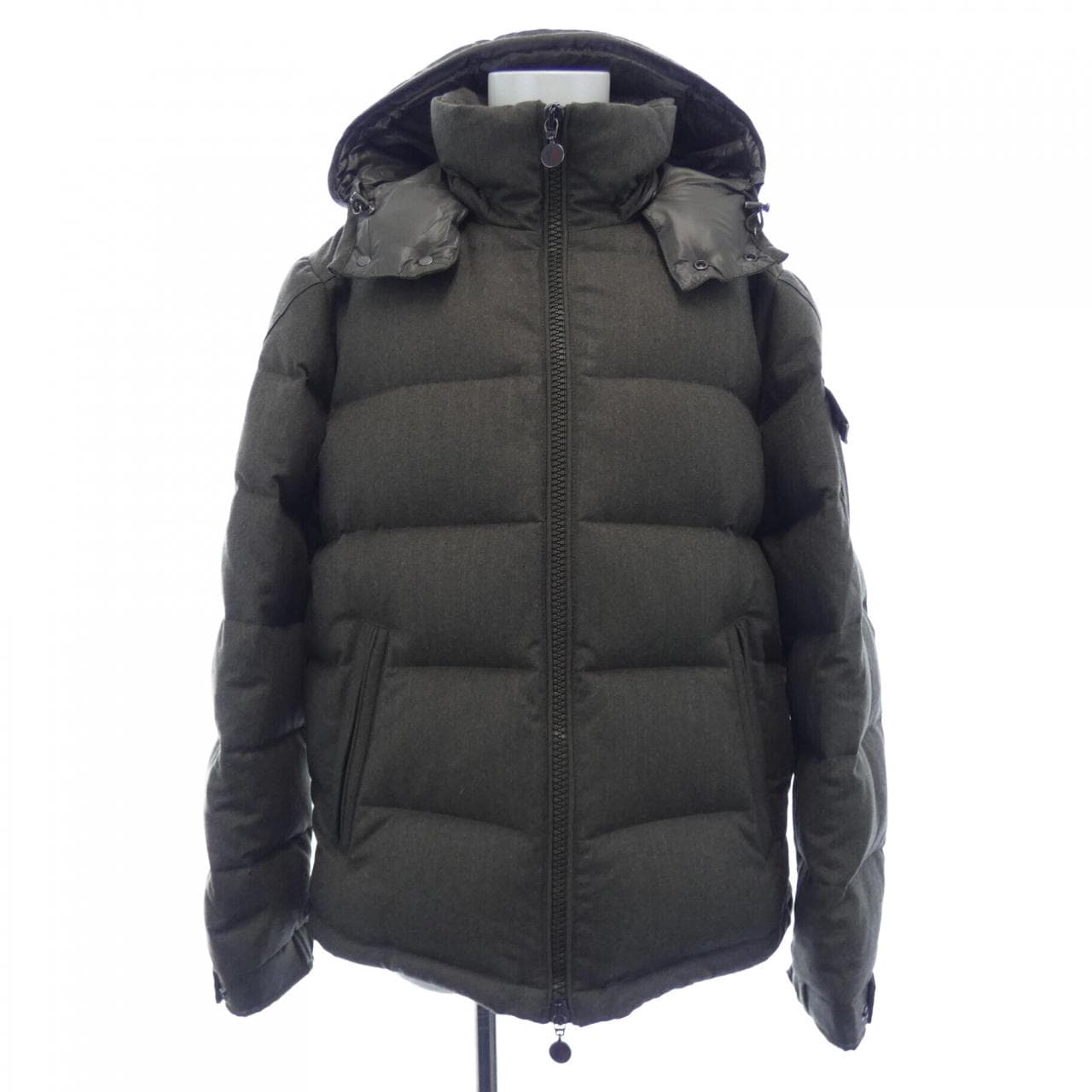 モンクレール MONCLER ダウンジャケット