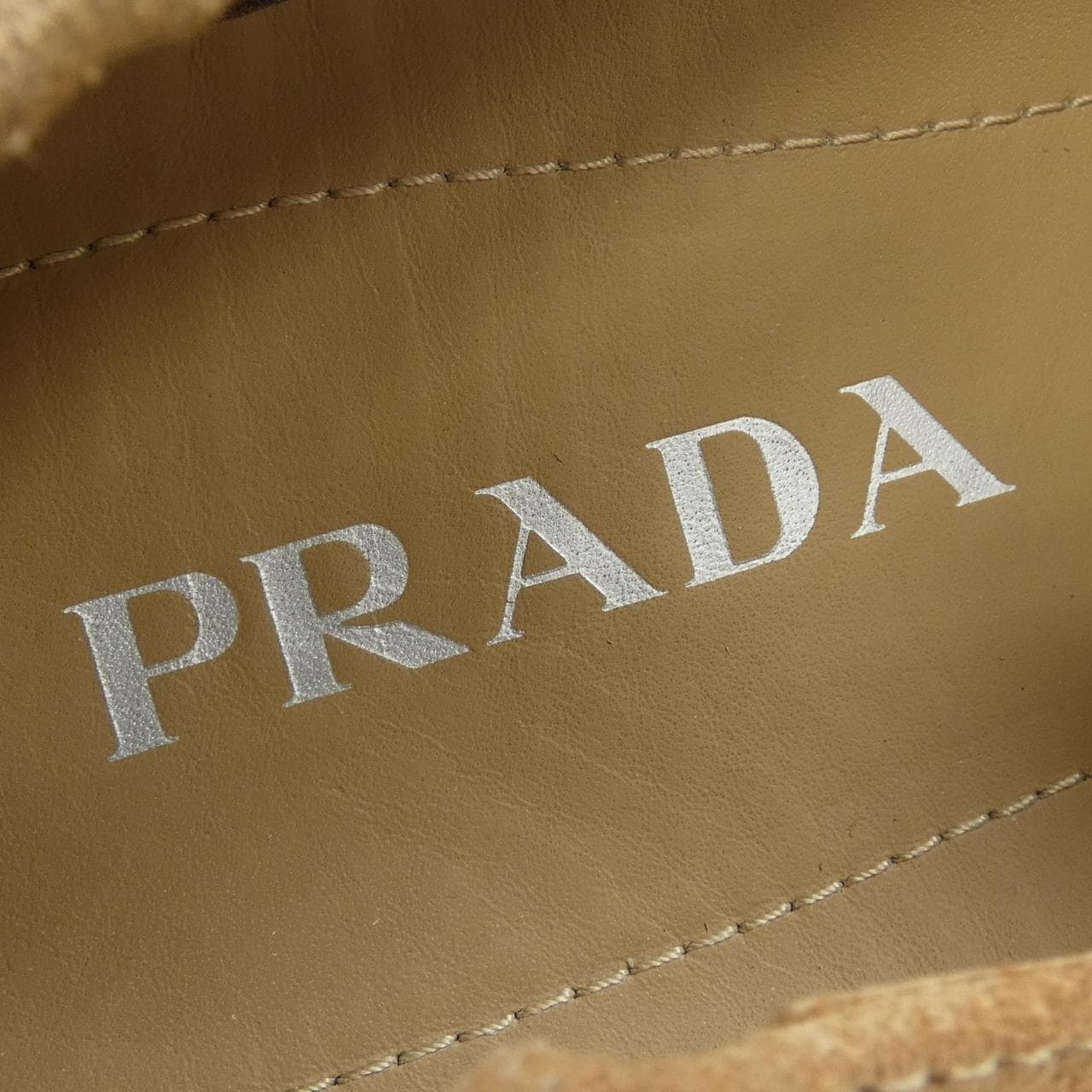 プラダ PRADA スニーカー