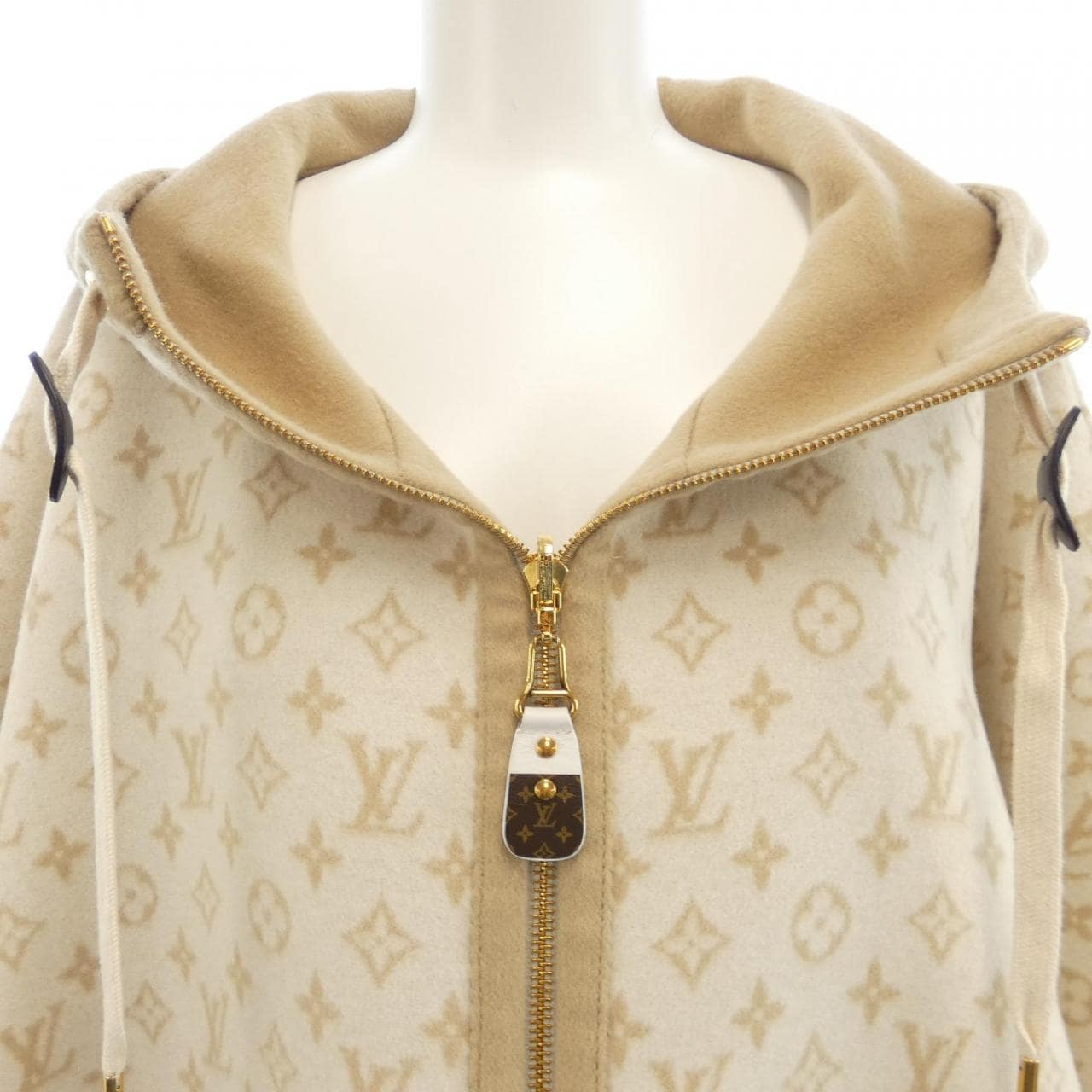 ルイヴィトン LOUIS VUITTON ケープ