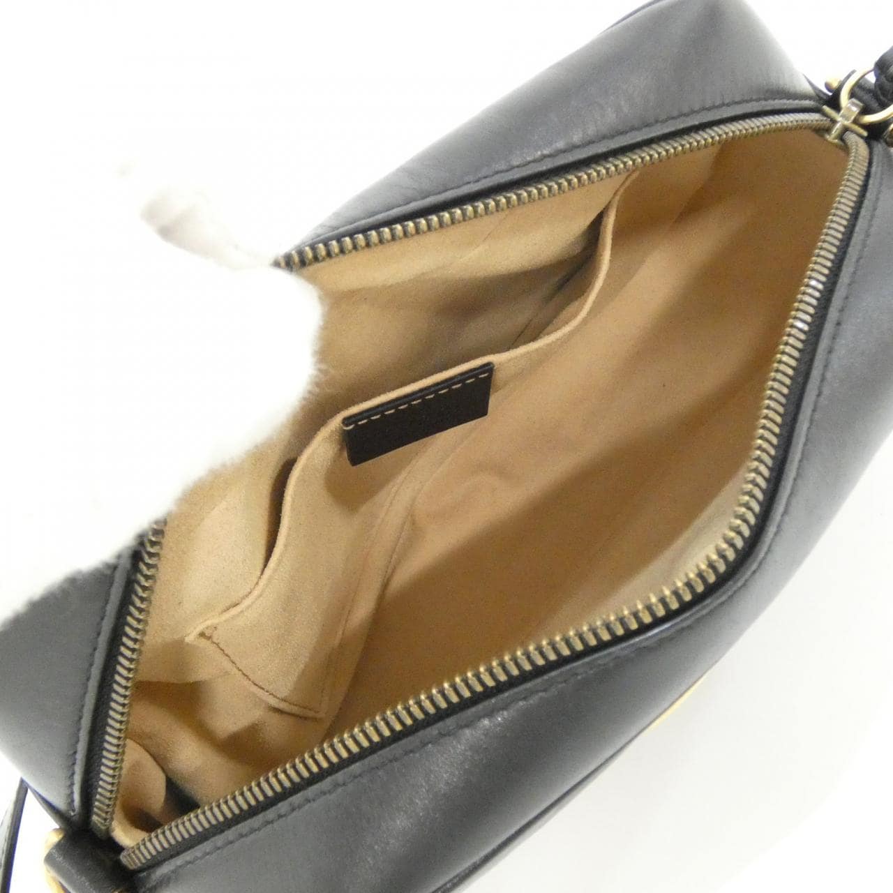 グッチ GG MARMONT 447632 DTD1T ショルダーバッグ