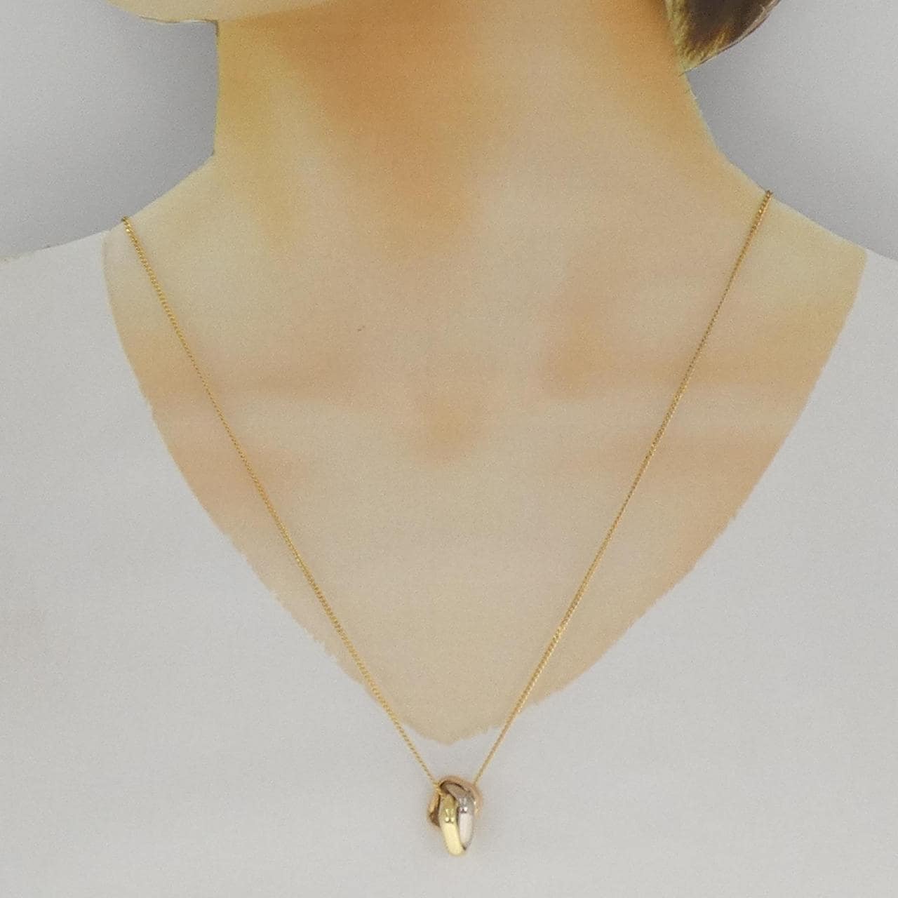 カルティエ トリニティ ネックレス