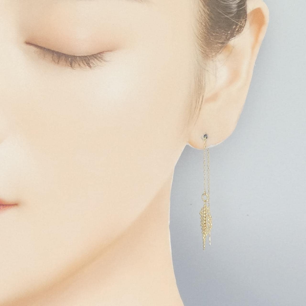 K10YG Leaf Earrings