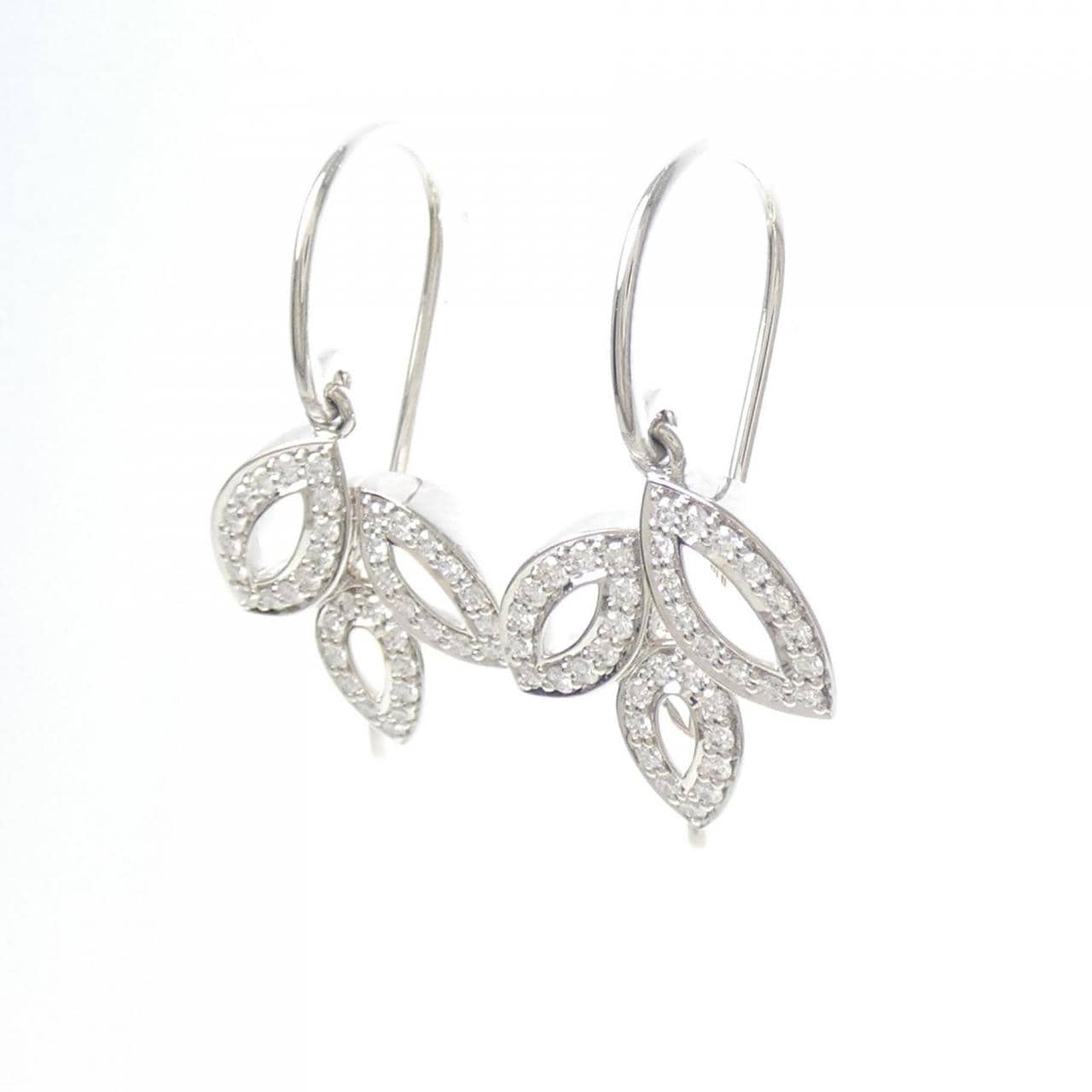 ハリーウィンストン リリークラスター ピアス