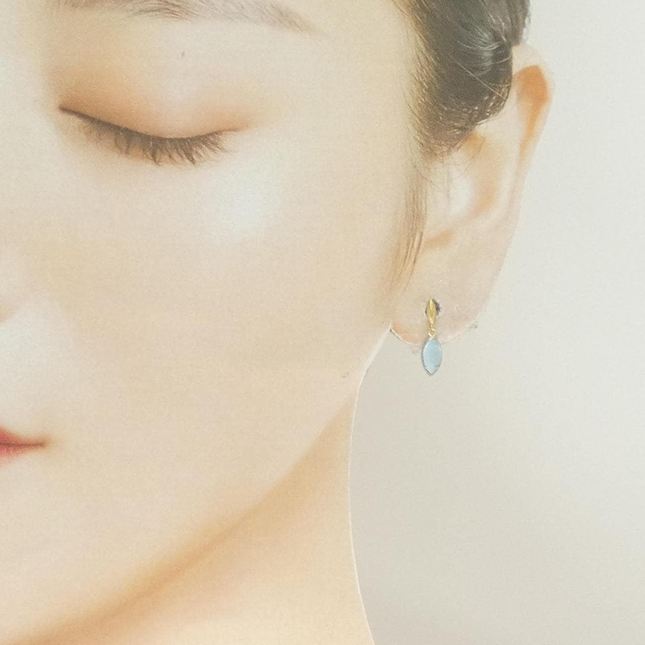 K18YG ブルートパーズ ピアス