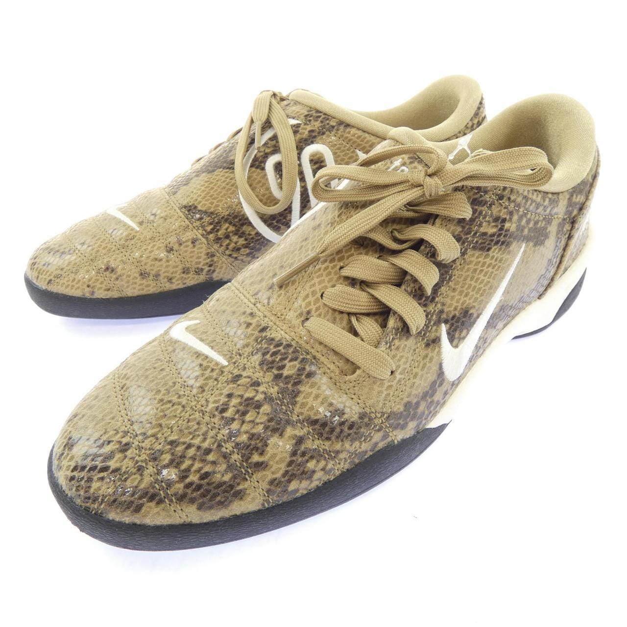 ナイキ NIKE IB4204-200 スニーカー