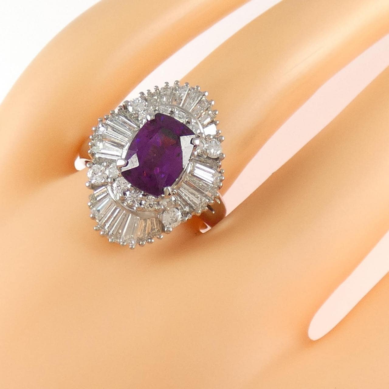PT900 ガーネット リング 2.83CT
