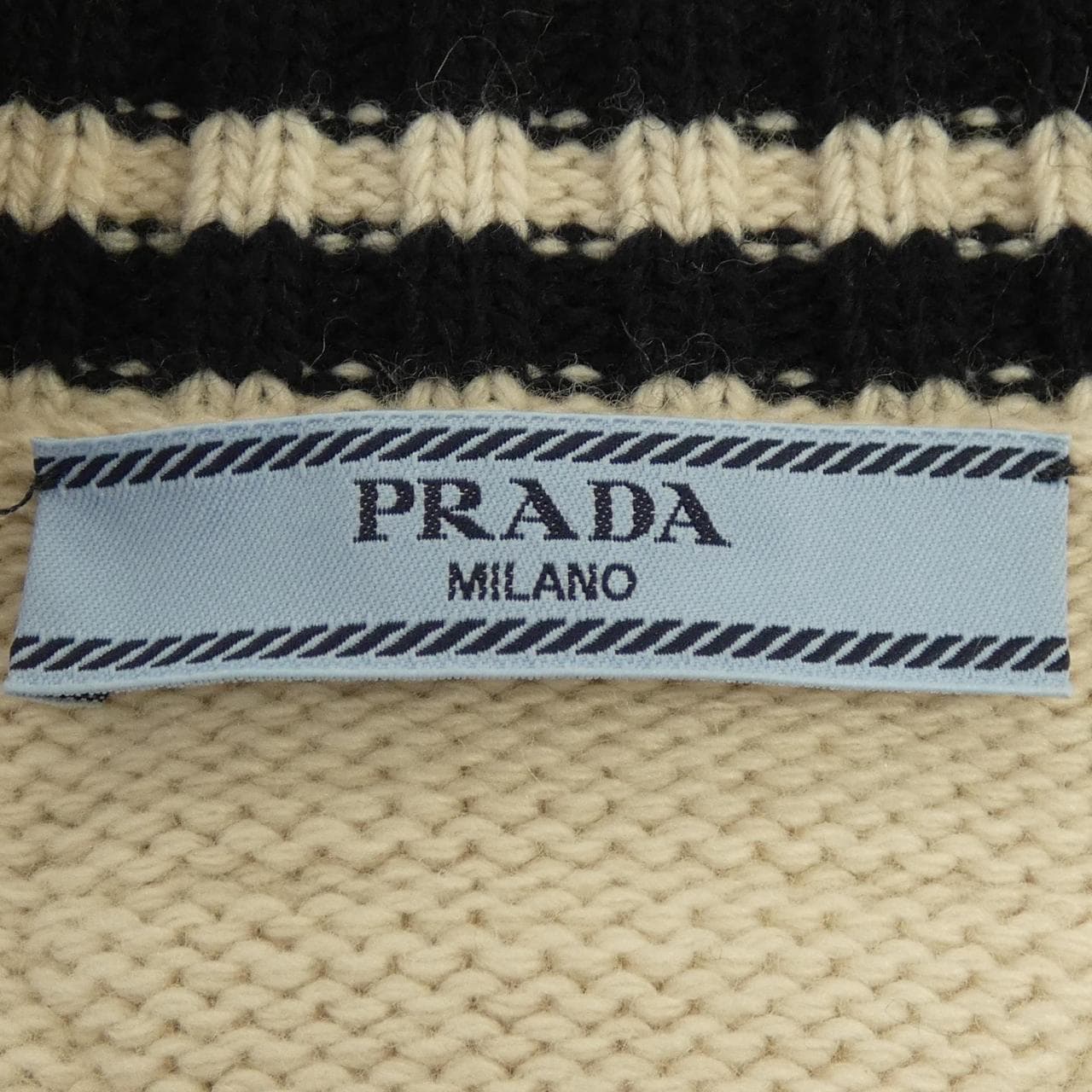 プラダ PRADA オーバーサイズシルエット P25N21 SOOO 1528 カーディガン