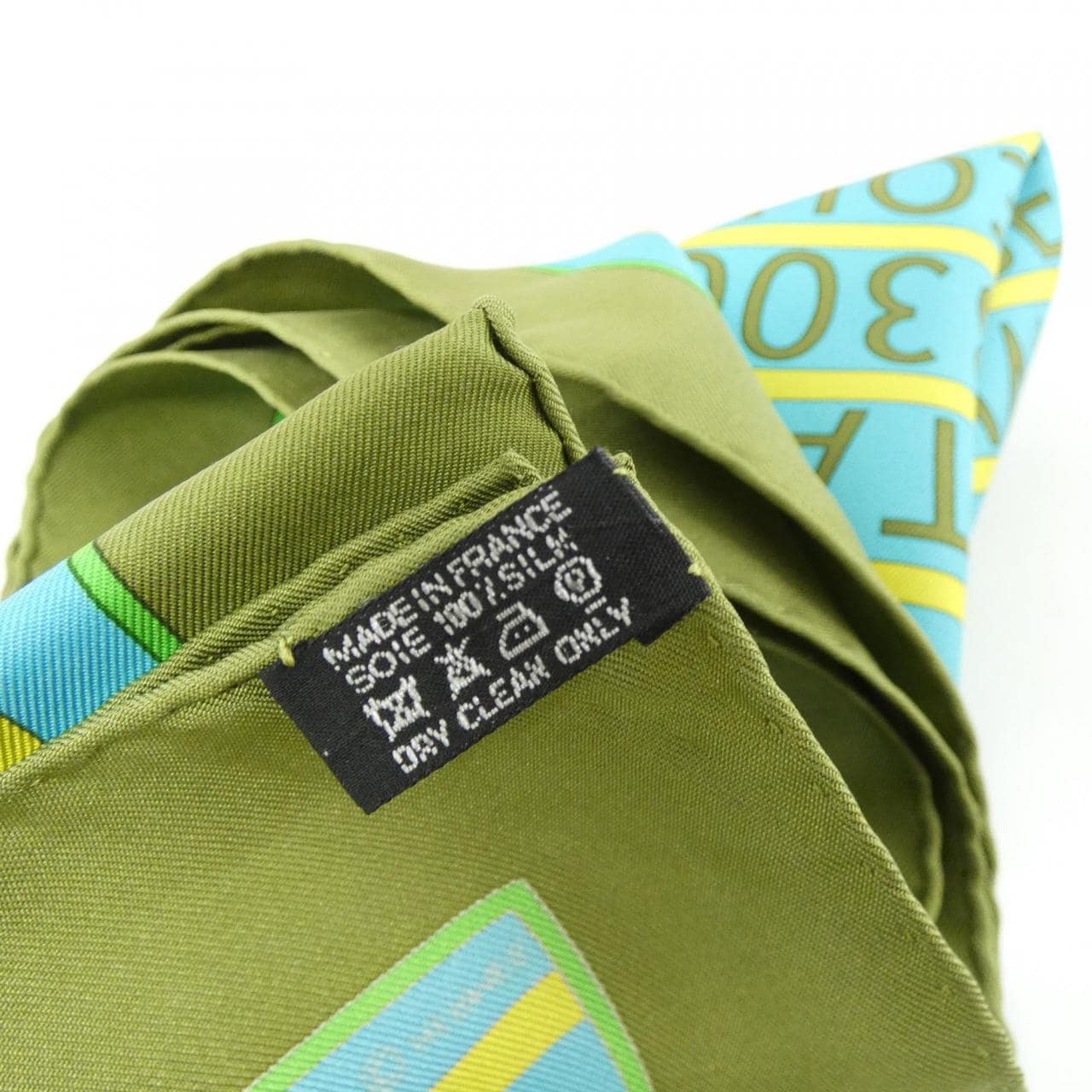 エルメス LES SOURCES DE LA VIE カレ スカーフ