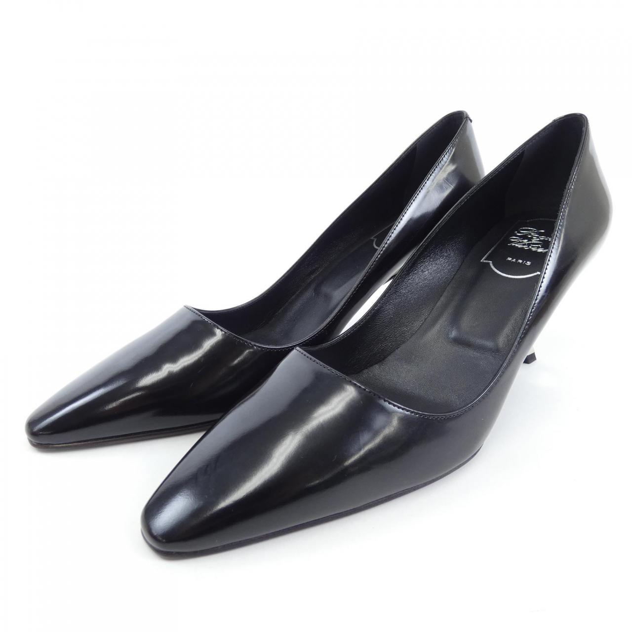ロジェヴィヴィエ ROGER VIVIER パンプス