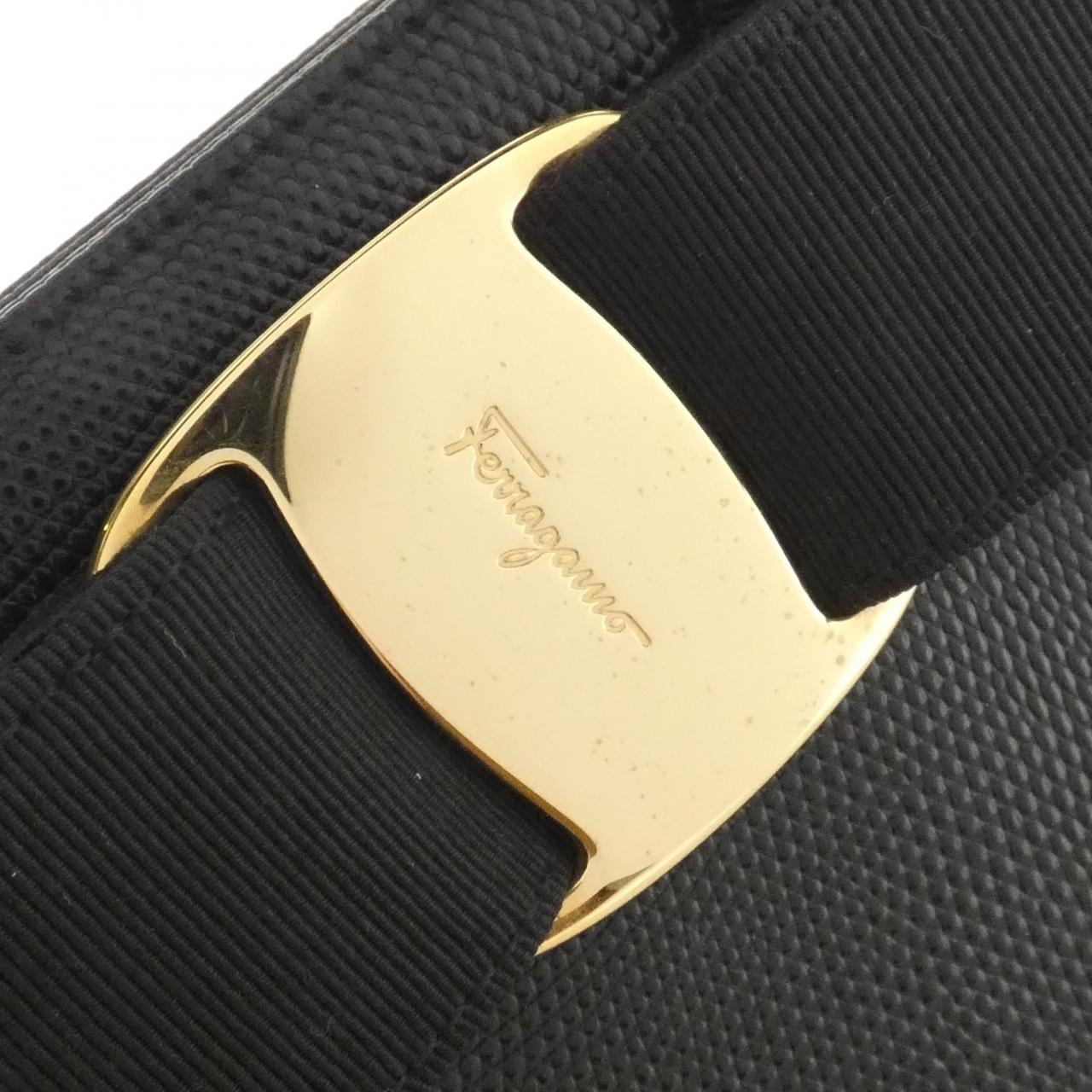 SALVATORE FERRAGAMO 21 4178 包