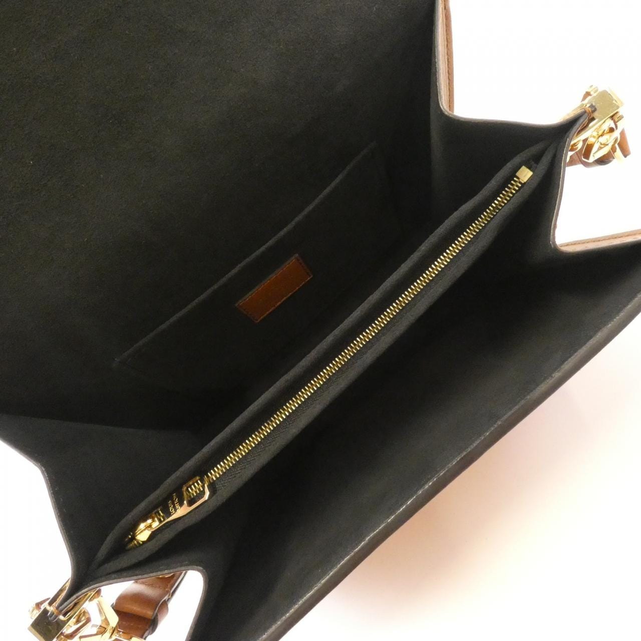 LOUIS VUITTON Taurillon Dauphine MM M53830 肩背包