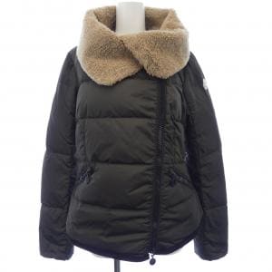 モンクレール MONCLER ダウンジャケット