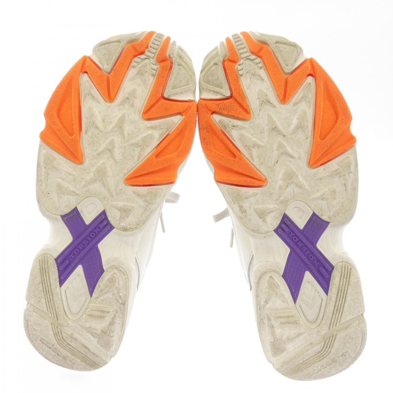 アディダス ADIDAS FALCON スニーカー