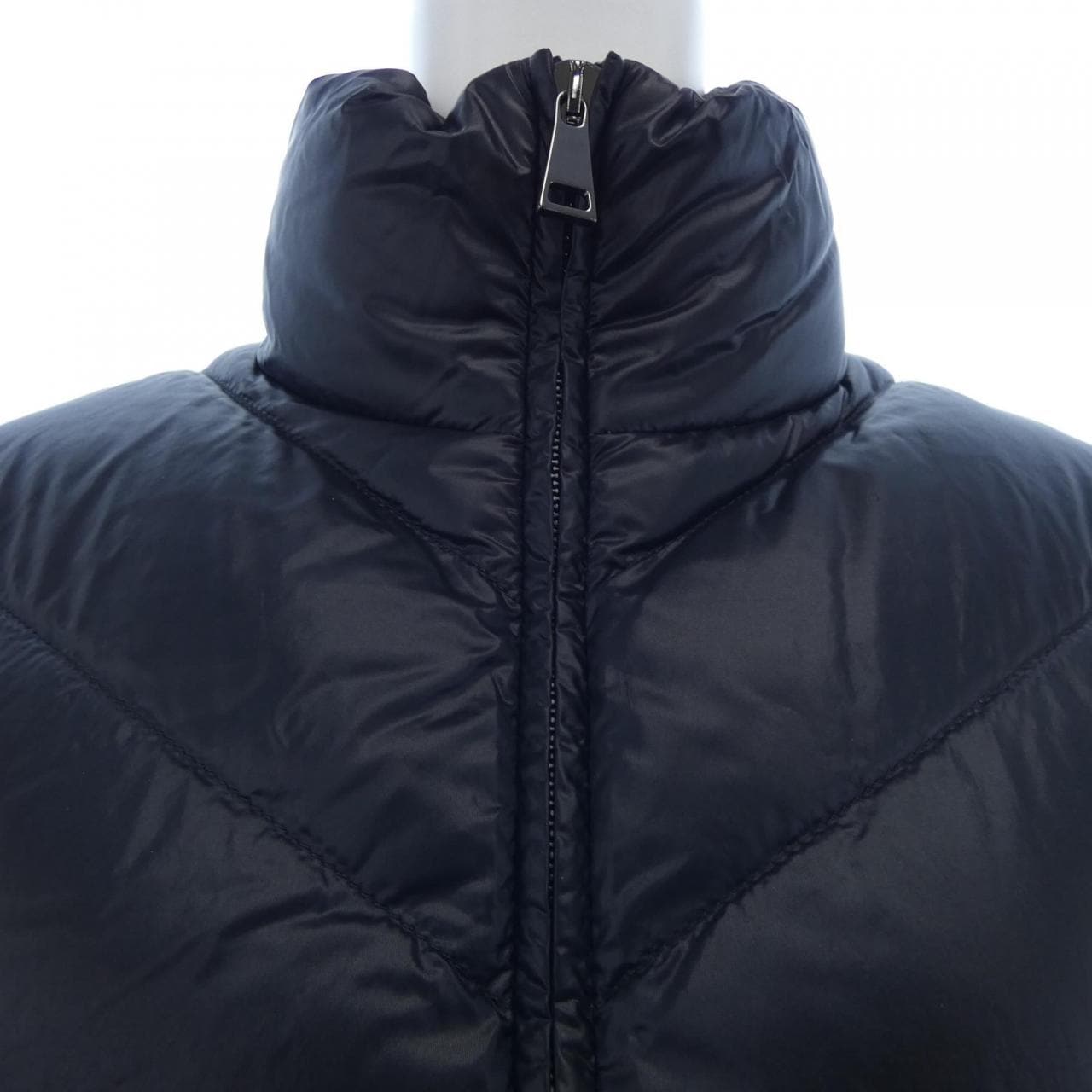 モンクレール MONCLER 20939B00024 ダウンジャケット