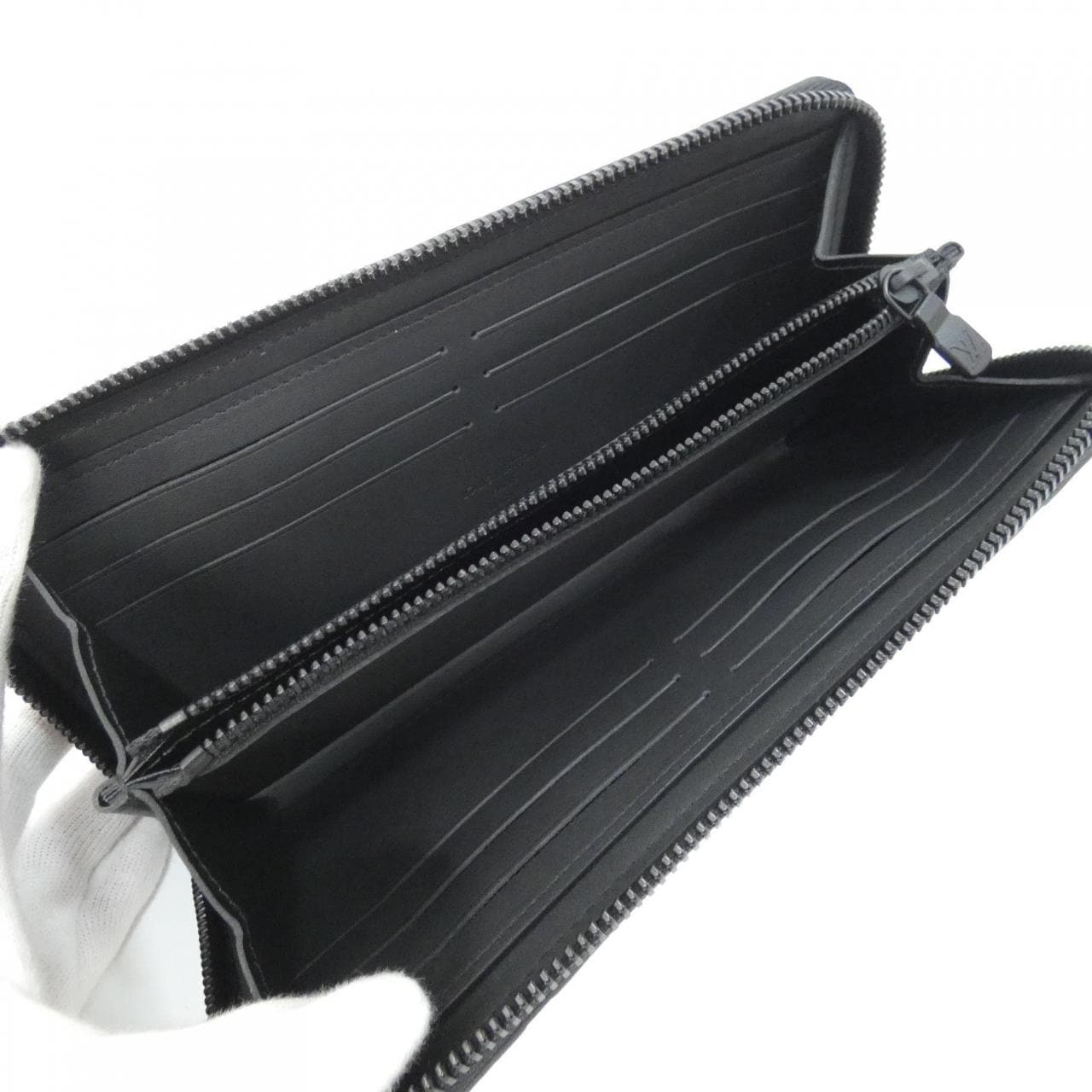 ルイヴィトン モノグラム シャドウ ジッピー ウォレット ホリゾンタル M80333 財布