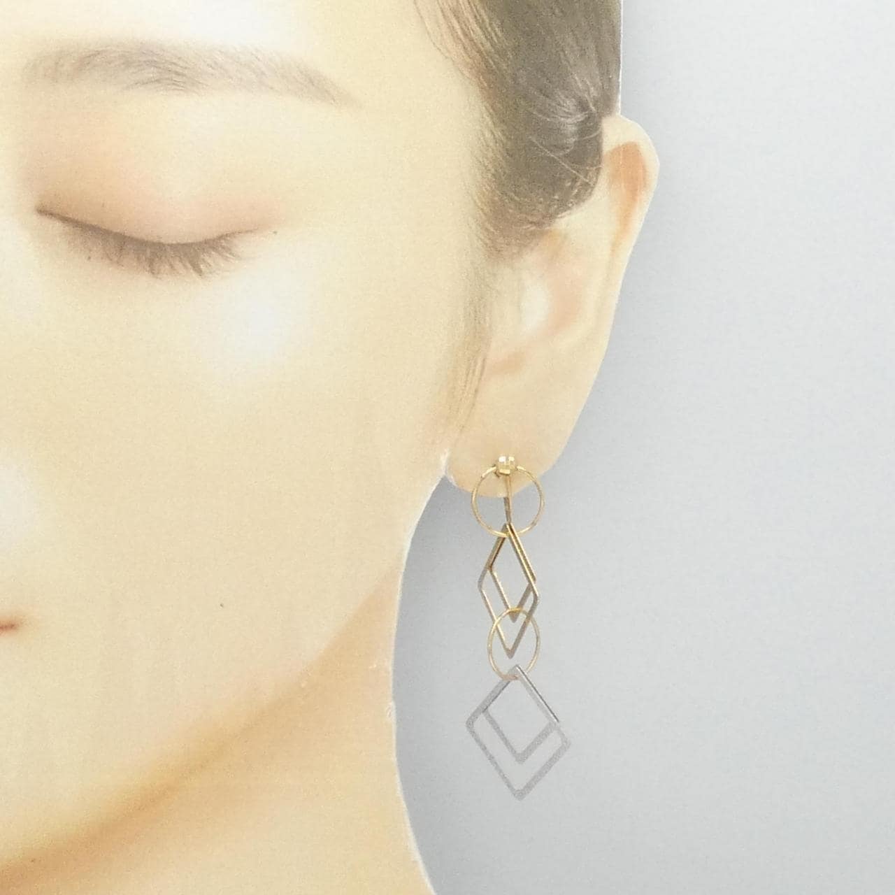 UNOAERRE K18YG/K18WG earrings