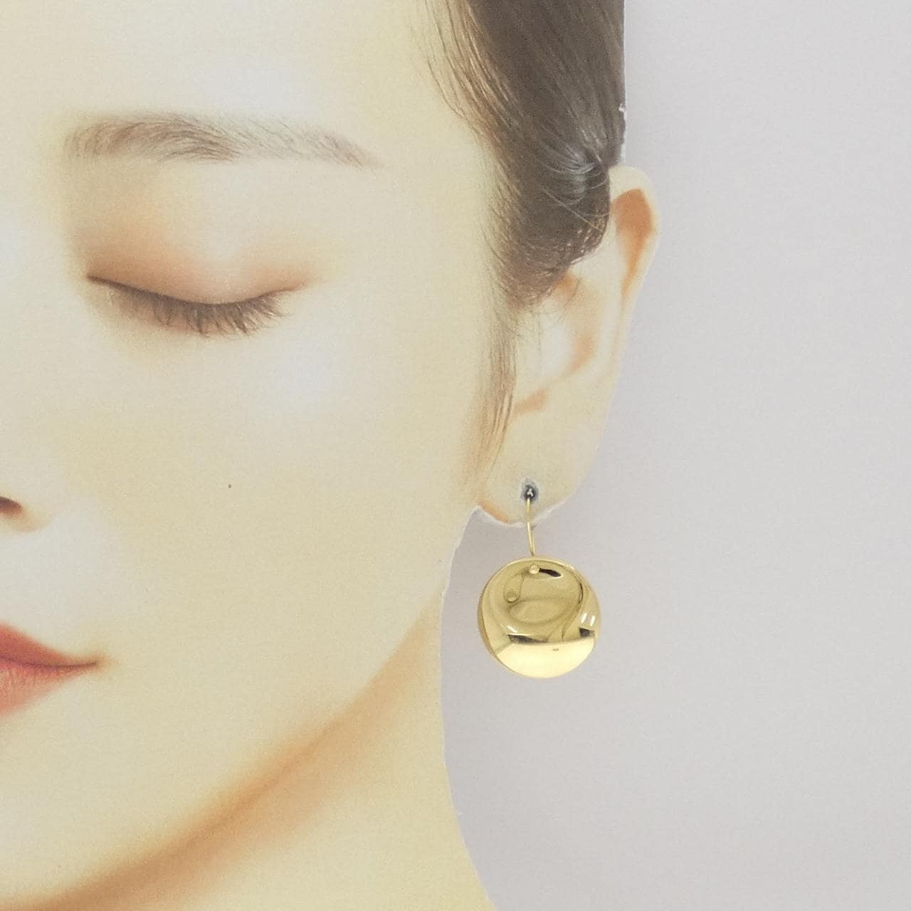 ティファニー ミニラウンド ピアス