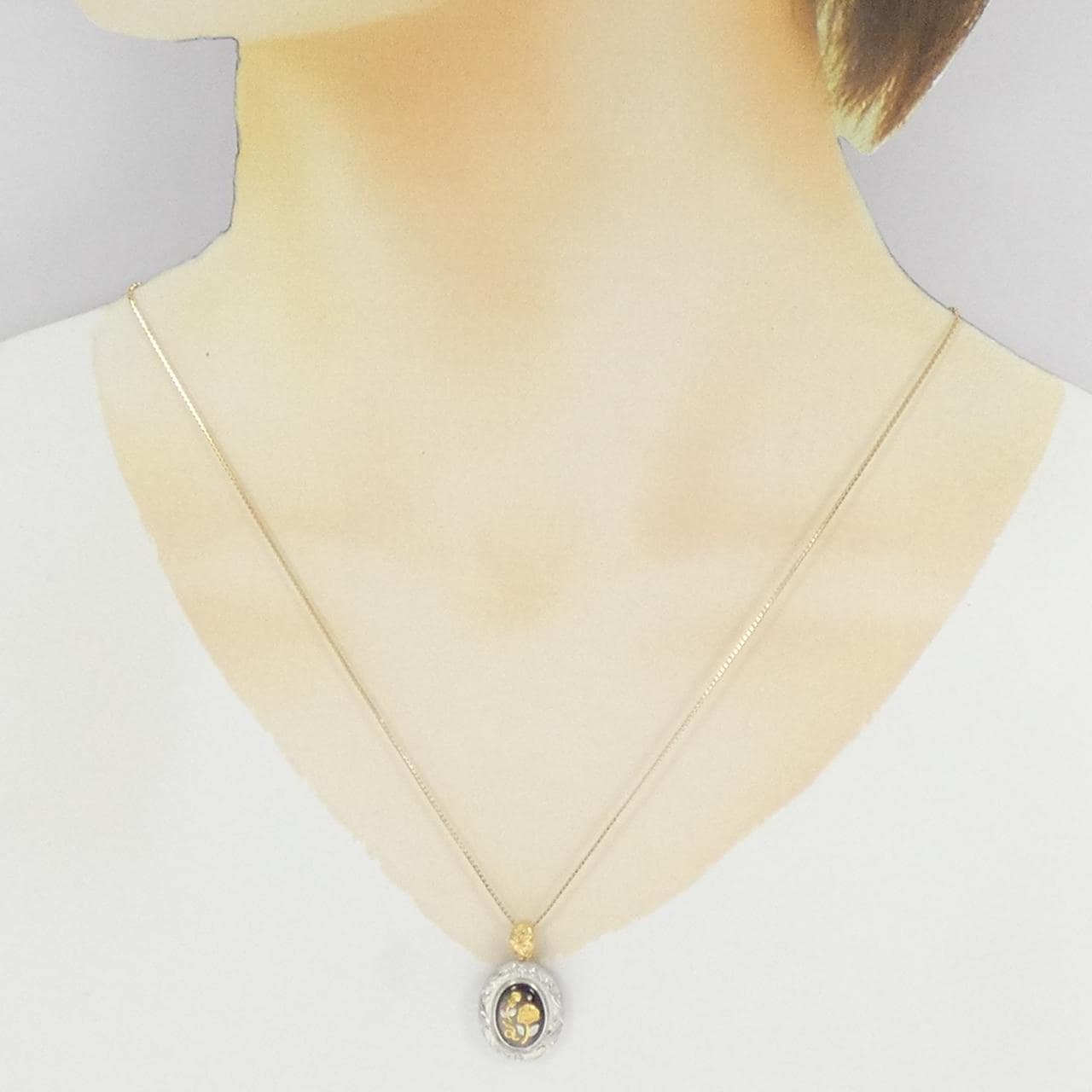 PT900/K18YG フラワー マザーオブパール ネックレス