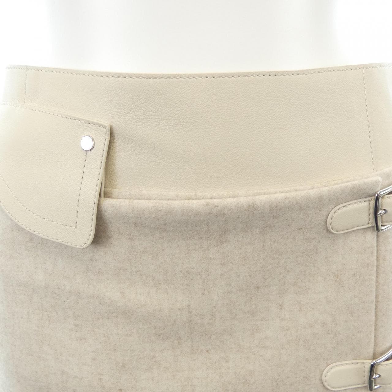 エルメス HERMES クルードセル エトリヴィエール 5H0316DC スカート