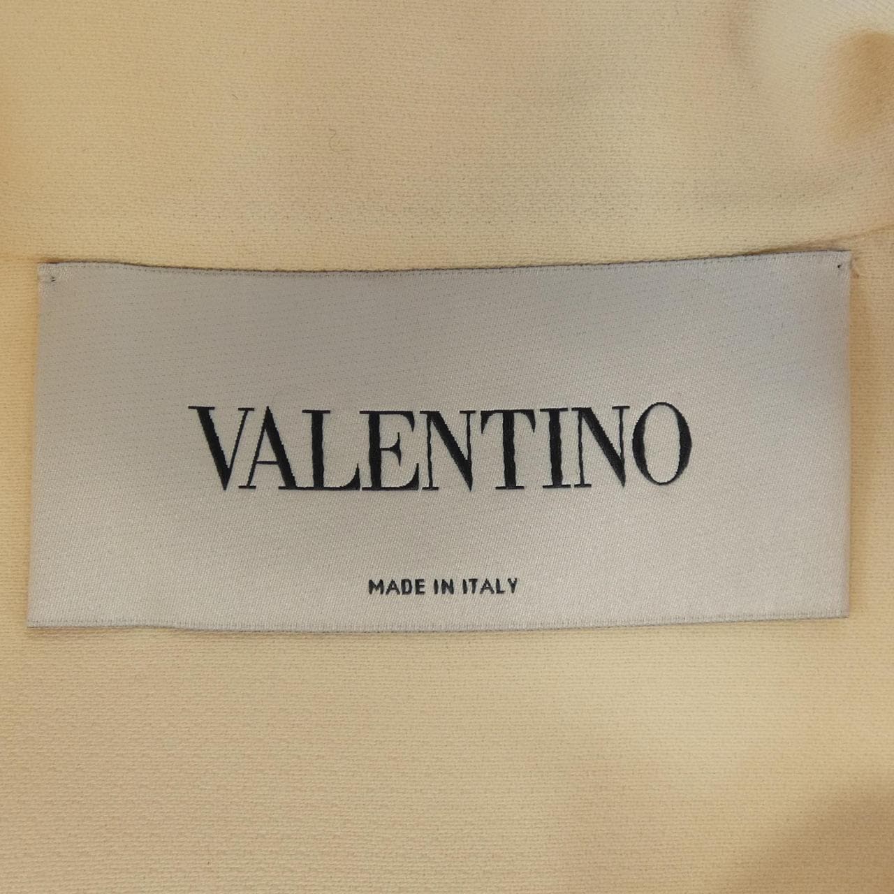 ヴァレンティノ VALENTINO RB3CE1I54EJ ジャケット