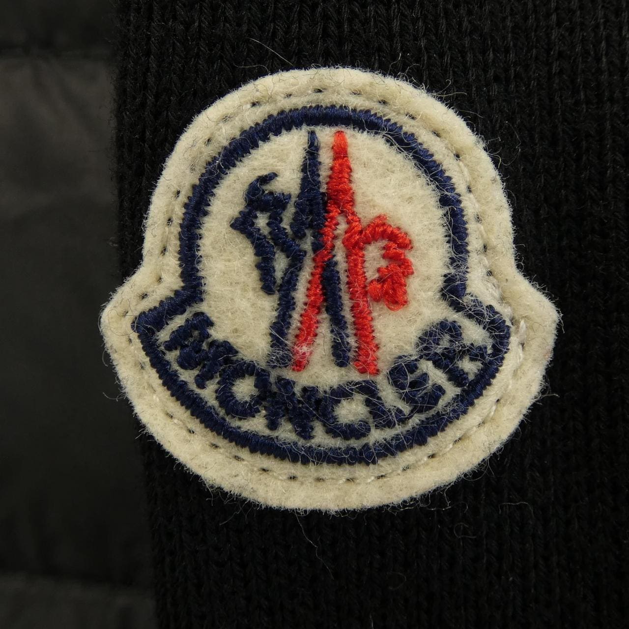 モンクレール MONCLER ダウンジャケット