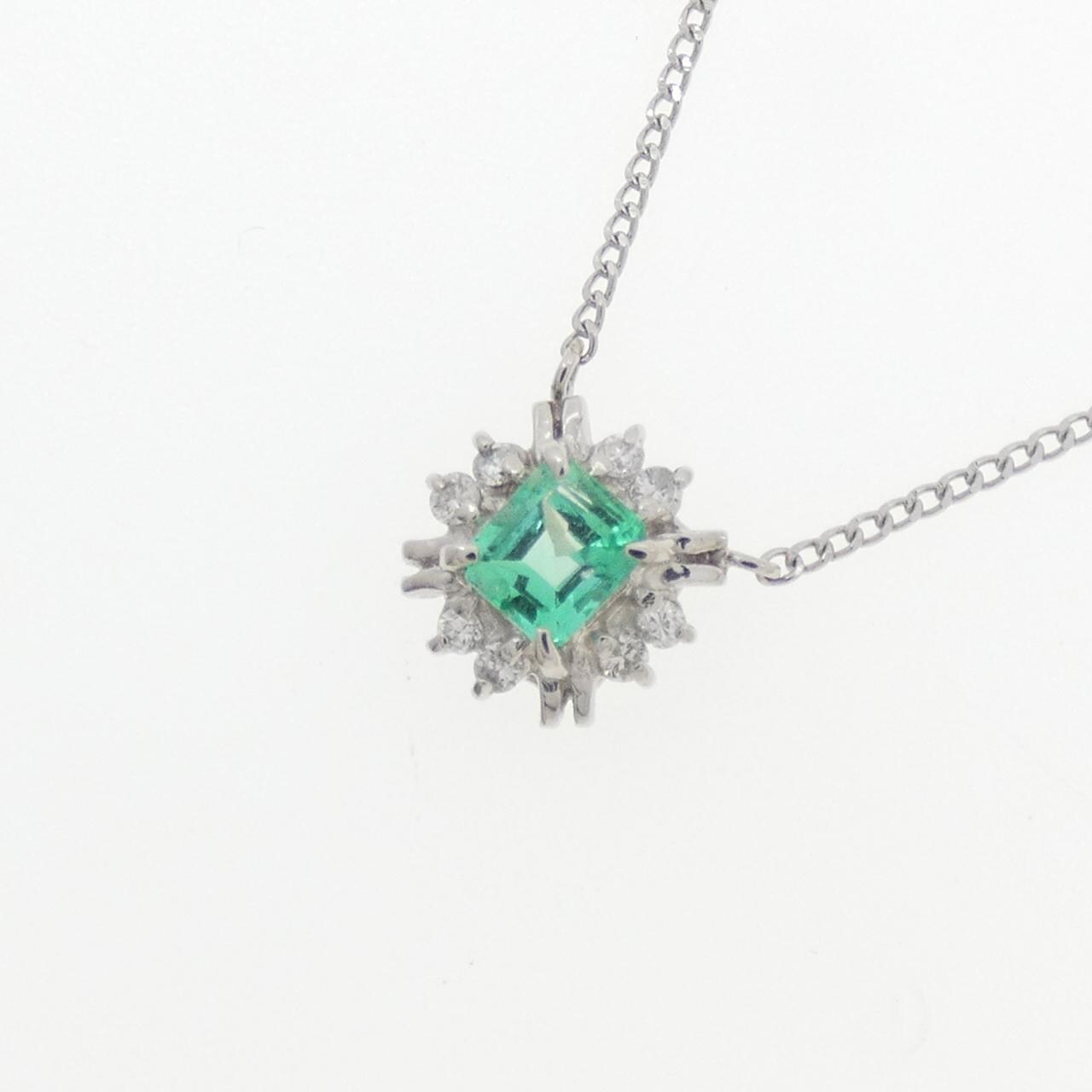 PT900/PT850 エメラルド ネックレス 0.21CT