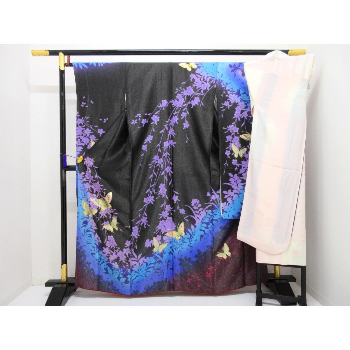 Furisode Yuzen gold processing Kimono/Nagusa undergarment 2-piece set