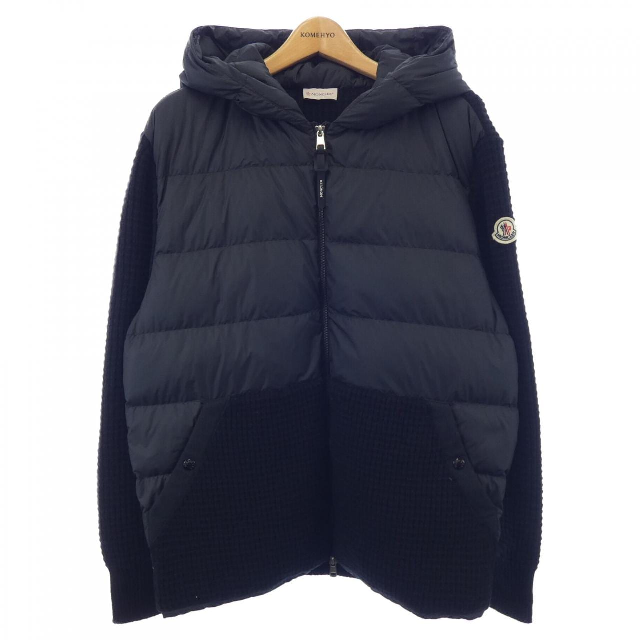 モンクレール MONCLER ダウンジャケット