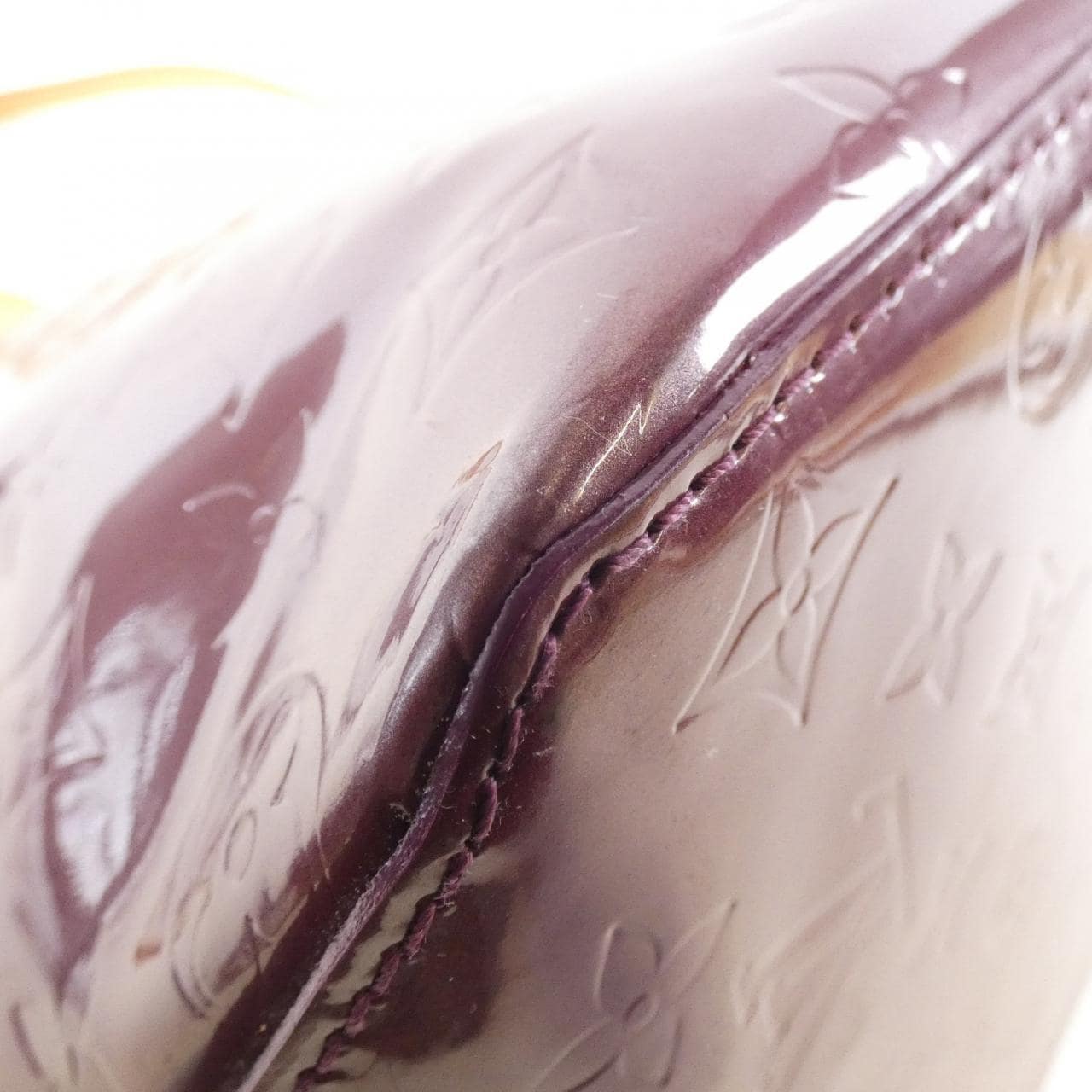 ルイヴィトン ヴェルニ ベルヴュー GM M93588 ショルダーバッグ