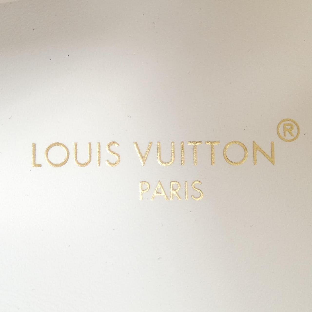 ルイヴィトン LOUIS VUITTON ランアウェイライン スニーカー