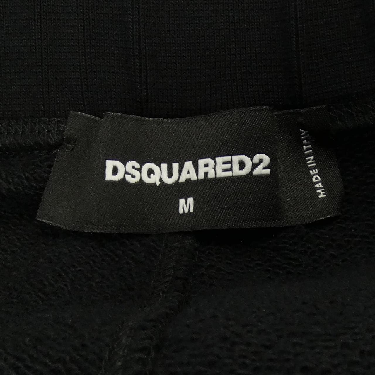 ディースクエアード DSQUARED2 S71MU0806 S25551 ショートパンツ