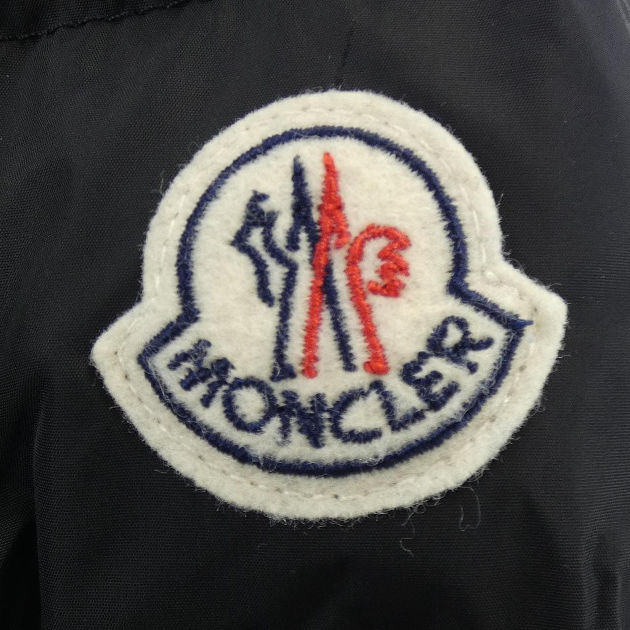 モンクレール MONCLER AMIOT ダウンジャケット