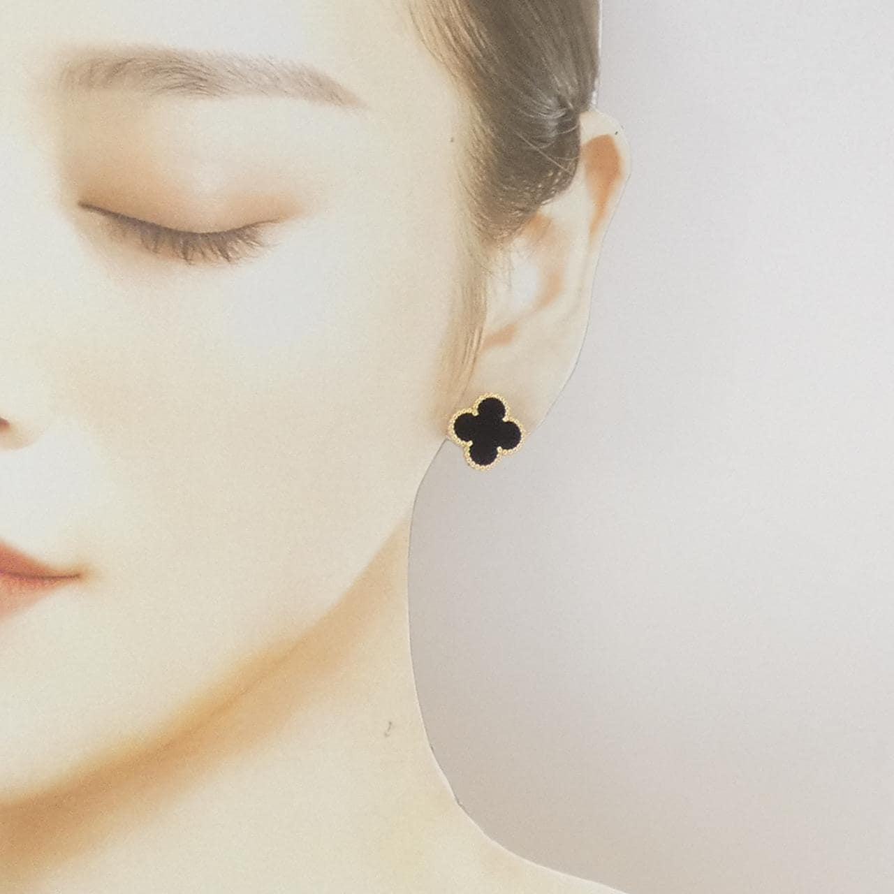 ヴァンクリーフ&アーペル ヴィンテージアルハンブラ ピアス