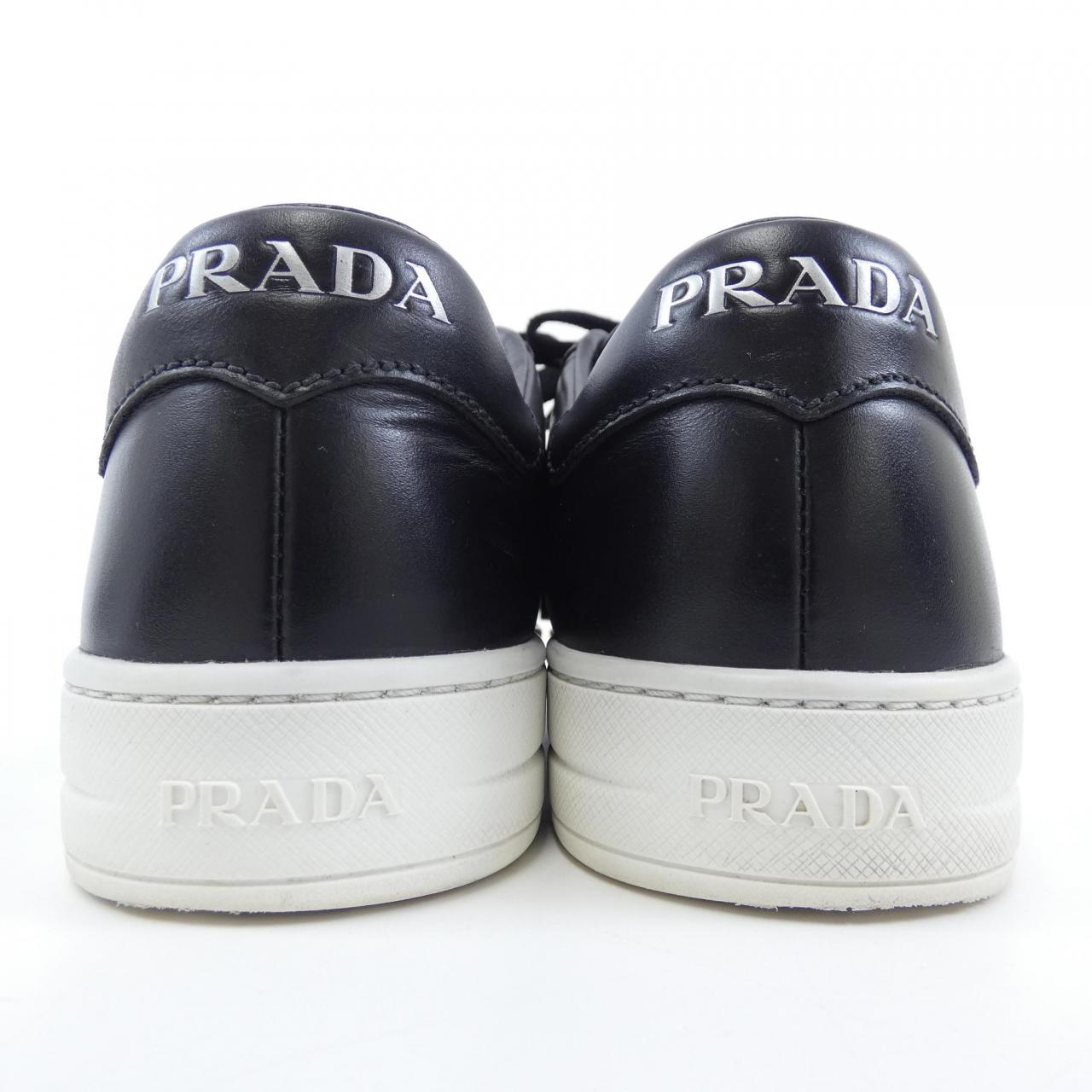 プラダ PRADA スニーカー