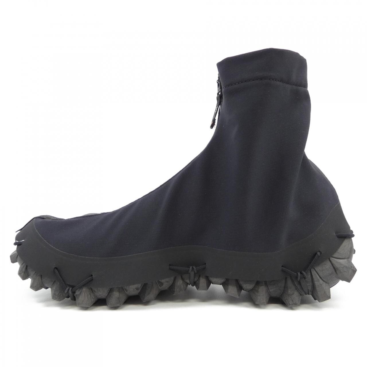 サロモン SALOMON スニーカー