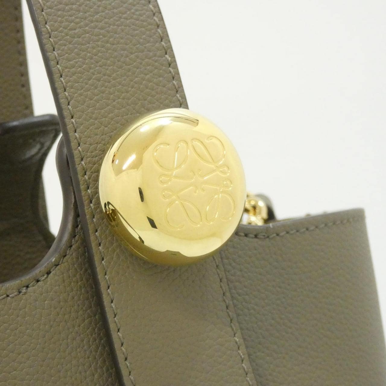 ロエベ ぺブル バケット ミニ AANBBBMX31 バッグ