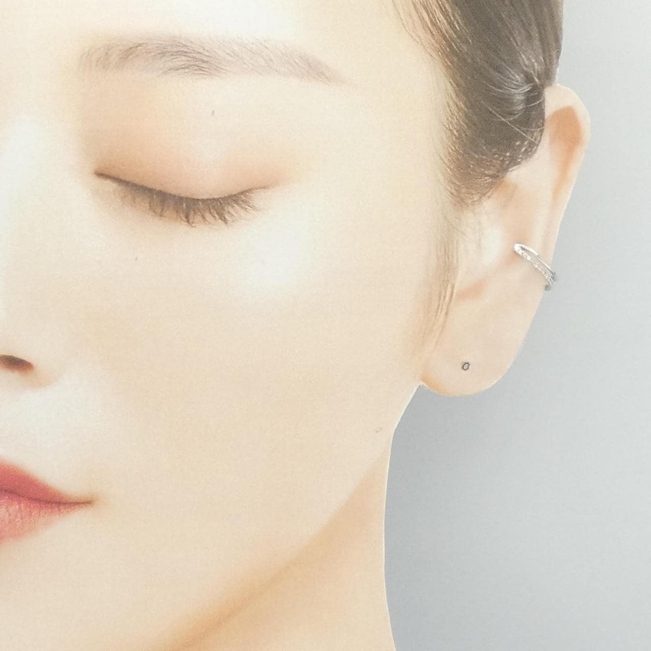 K18WG ダイヤモンド イヤーカフ 0.05CT 片耳