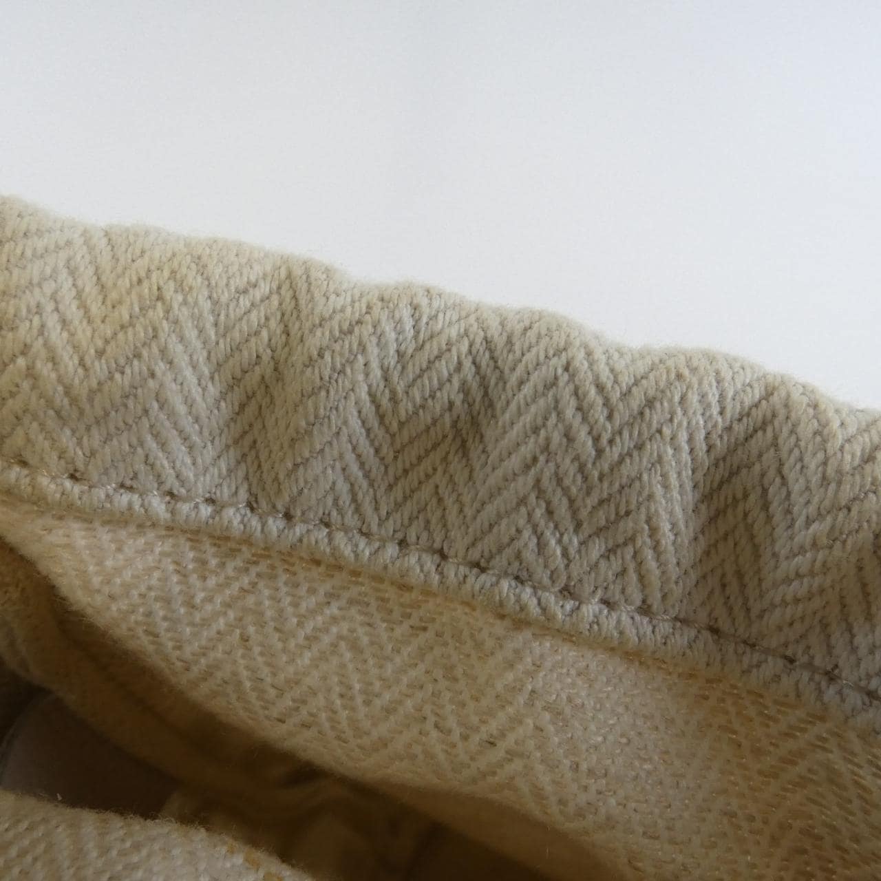 ロエベ アナグラムカットアウトポケット C922Y62X07 バッグ