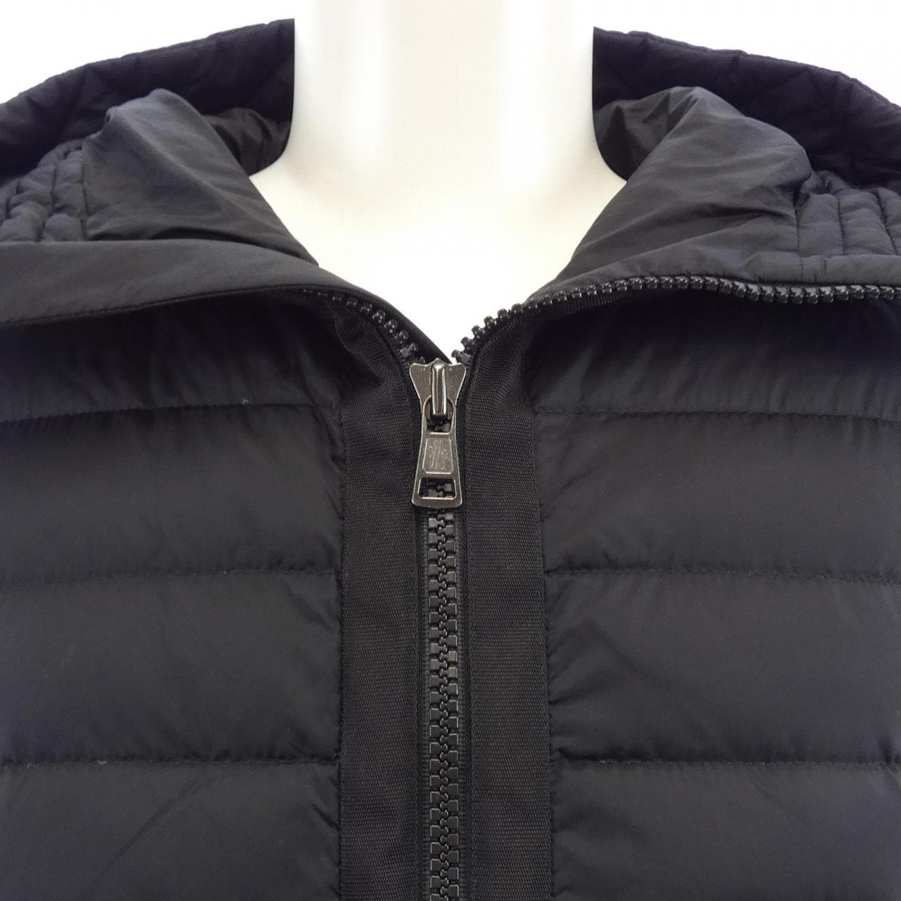 モンクレール MONCLER 20919402800 ダウンジャケット