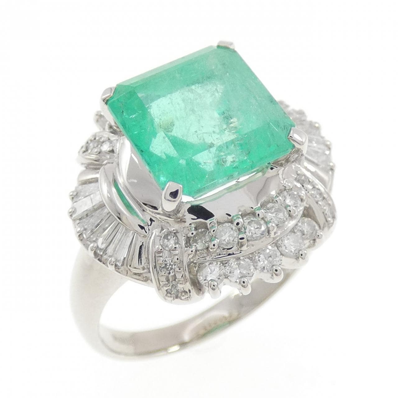 PT900 エメラルド リング 4.83CT