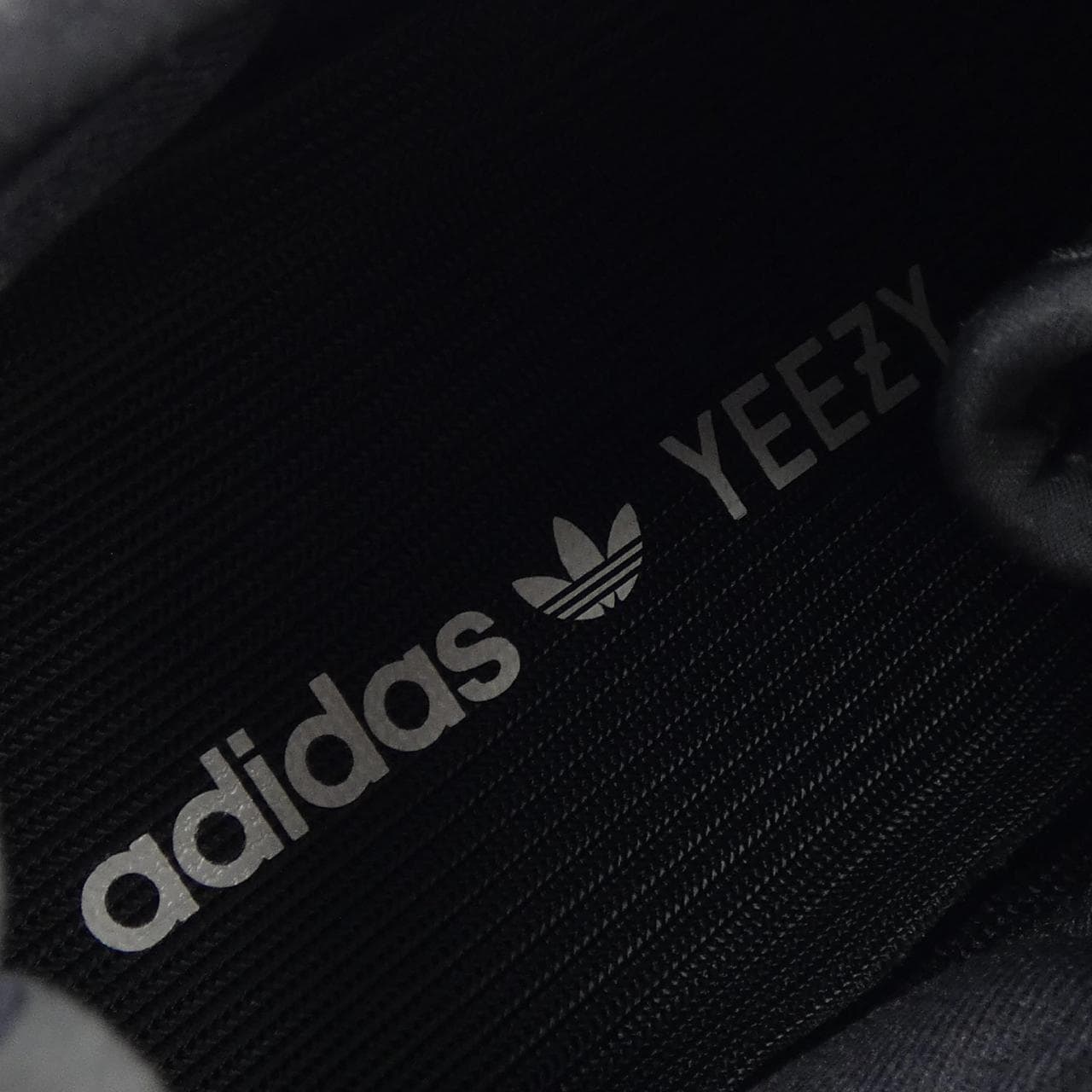 アディダス ADIDAS スニーカー