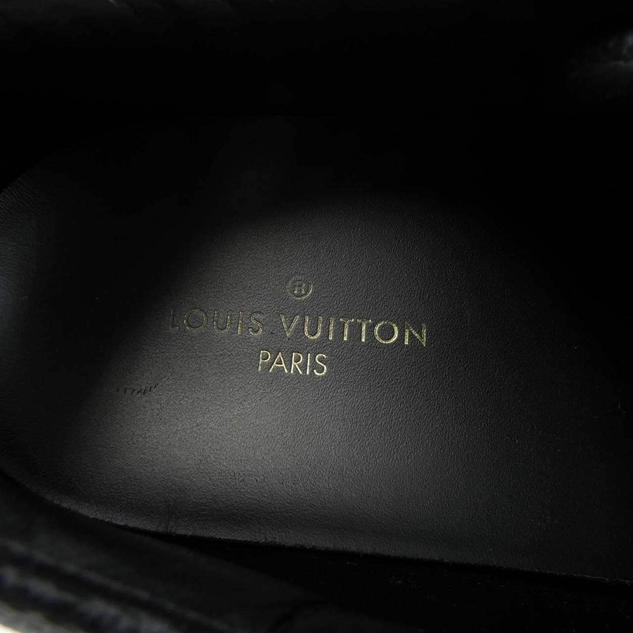 LOUIS LOUIS VUITTON sneakers