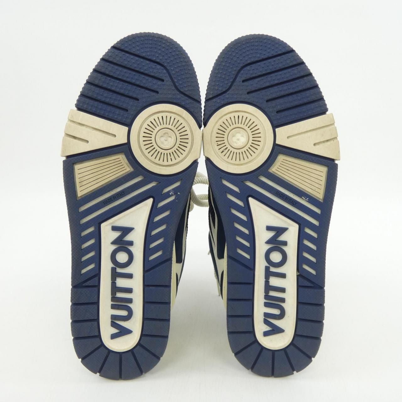 ルイヴィトン LOUIS VUITTON GO1202 スニーカー