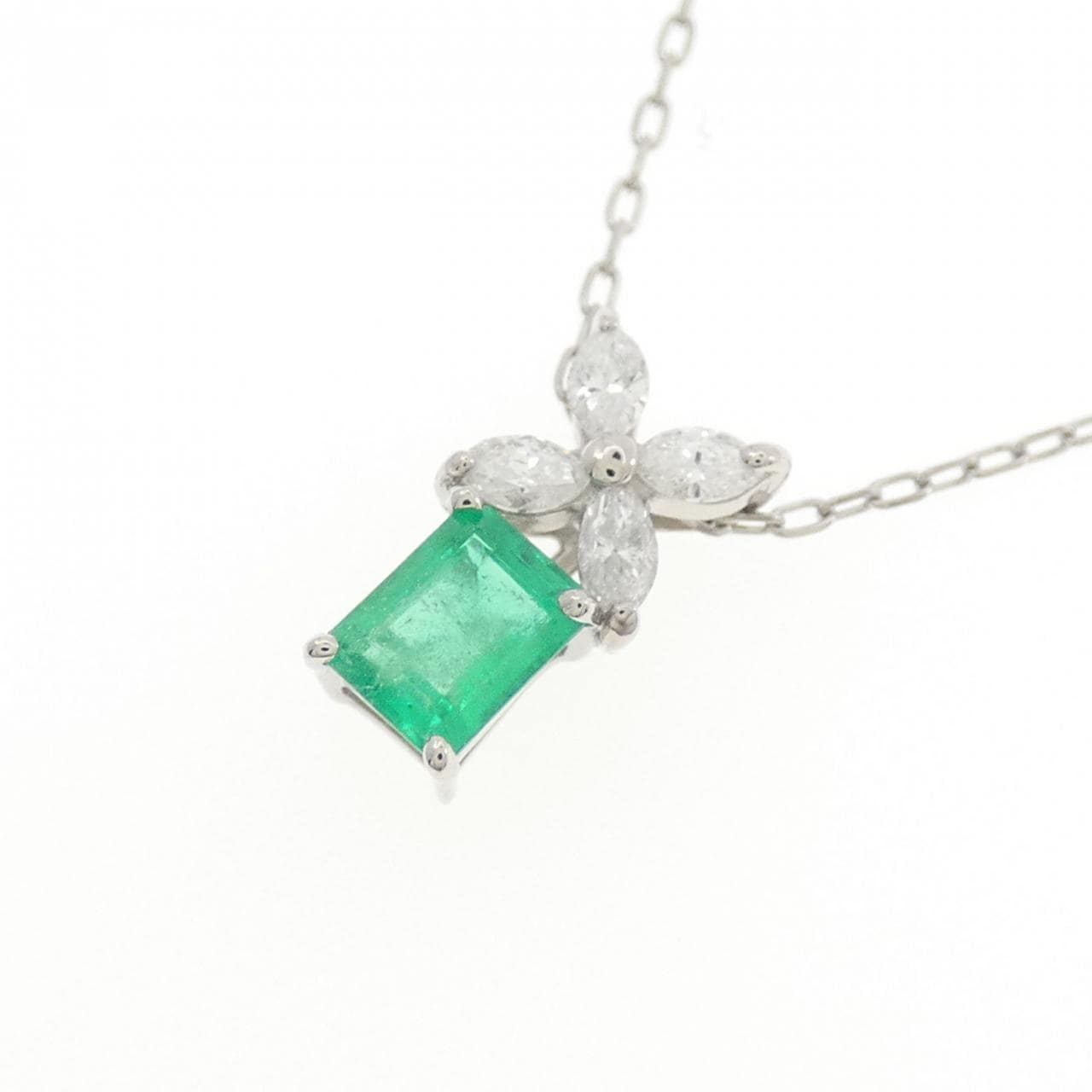 PT900/PT850 フラワー エメラルド ネックレス 0.46CT