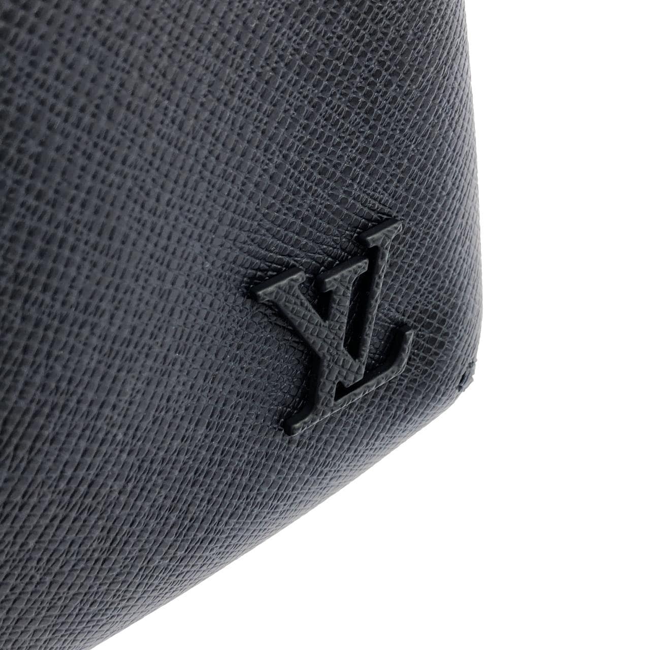 ルイヴィトン タイガ アヴェニュー スリングバッグ M30971 ショルダーバッグ