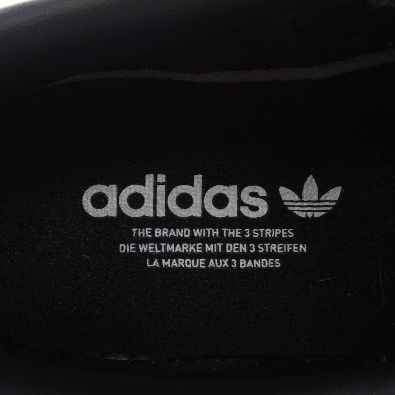 アディダス ADIDAS B75807 スニーカー