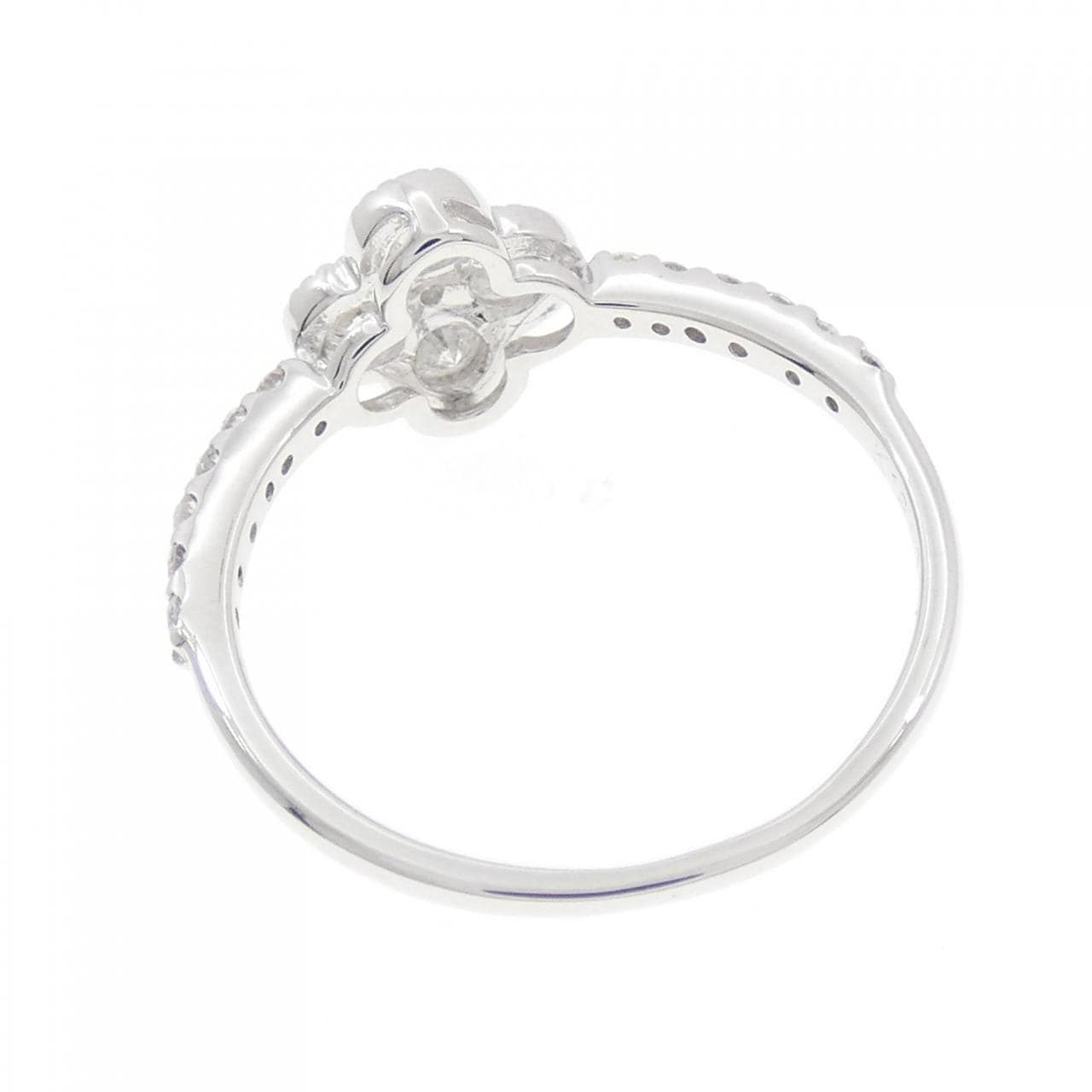 K18WG フラワー ダイヤモンド リング 0.50CT