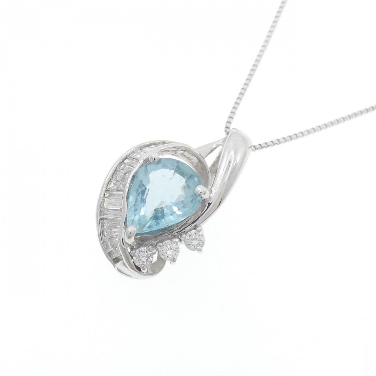 K18WG アクアマリン ネックレス 0.908CT