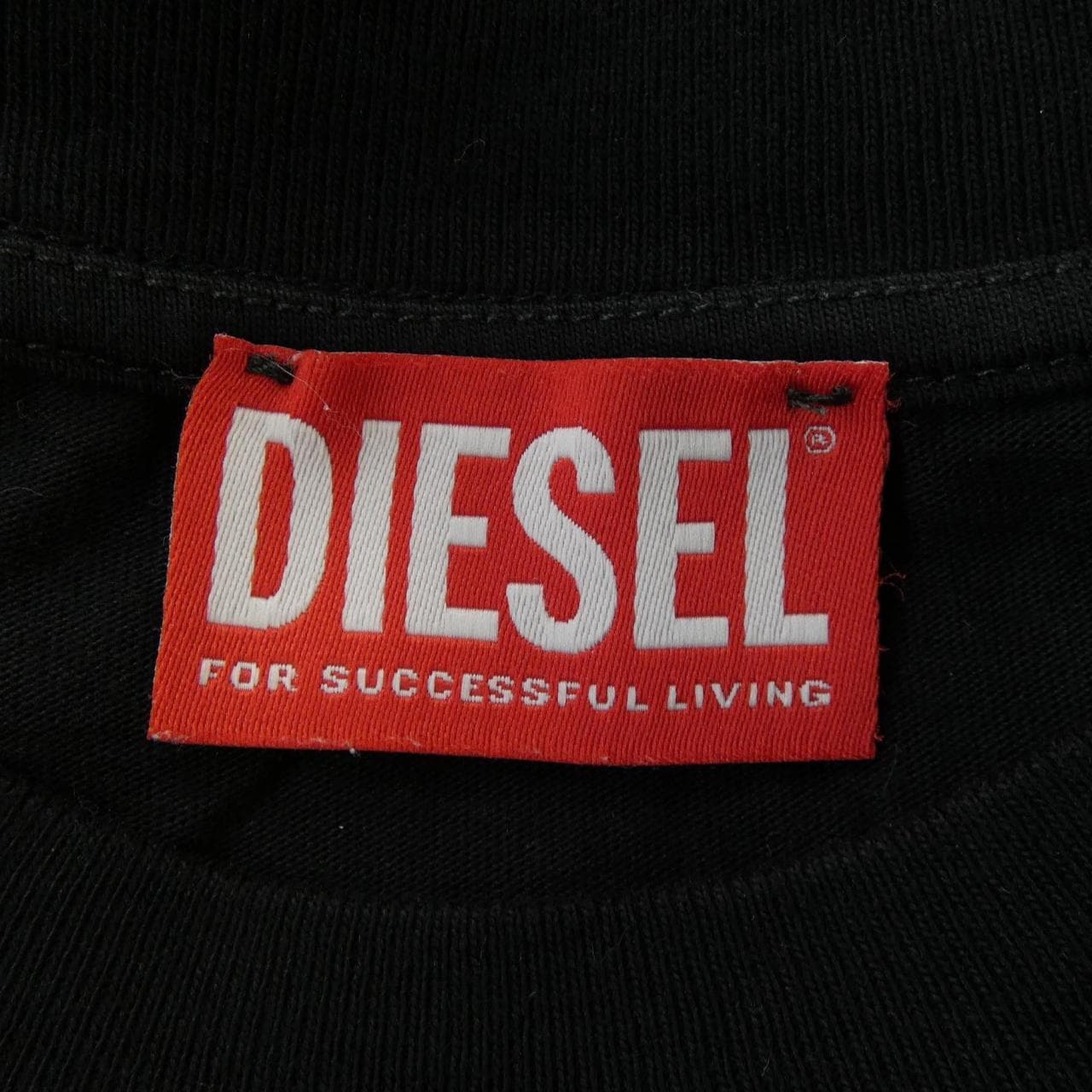 ディーゼル DIESEL Tシャツ