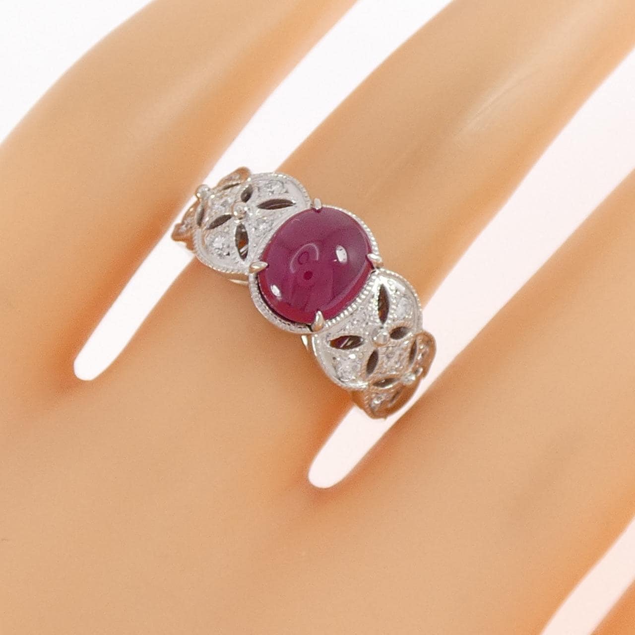 PT900 ルビー リング 1.77CT
